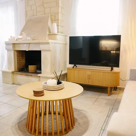 Eftychiahouse Вилла Пиргос